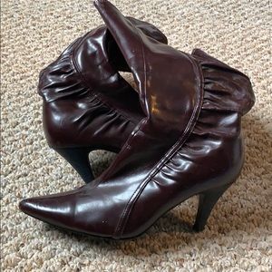 Burgundy heel boots
